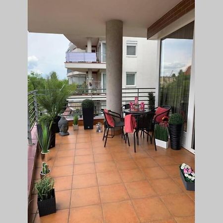 Vip Mini Resort,Private Parking & Balcony Будапеща Екстериор снимка