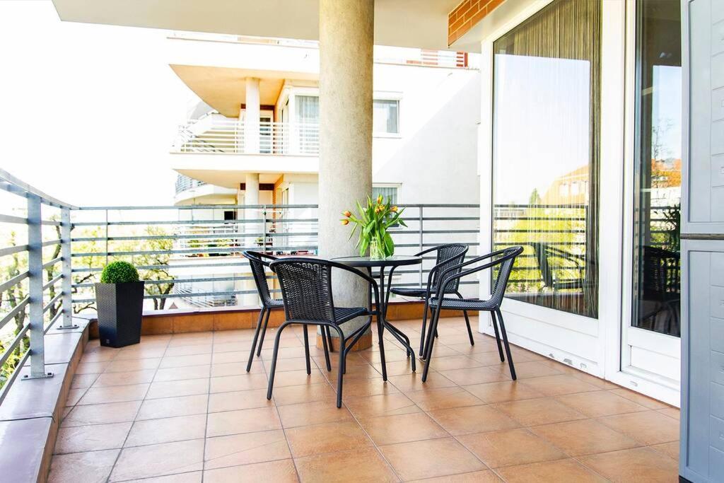 Vip Mini Resort,Private Parking & Balcony Будапеща Екстериор снимка